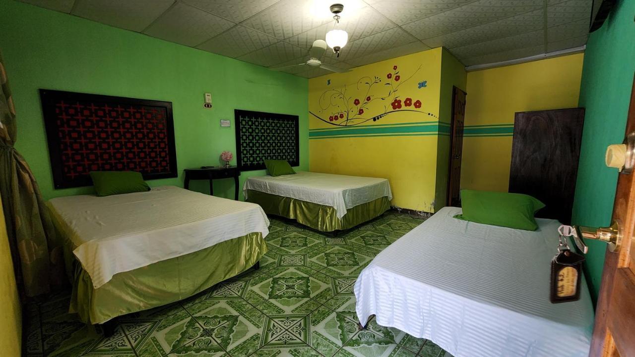 Hotel Y Restaurante Las Margaritas Perquín Extérieur photo