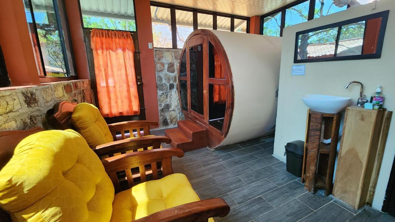 Hotel Y Restaurante Las Margaritas Perquín Chambre photo